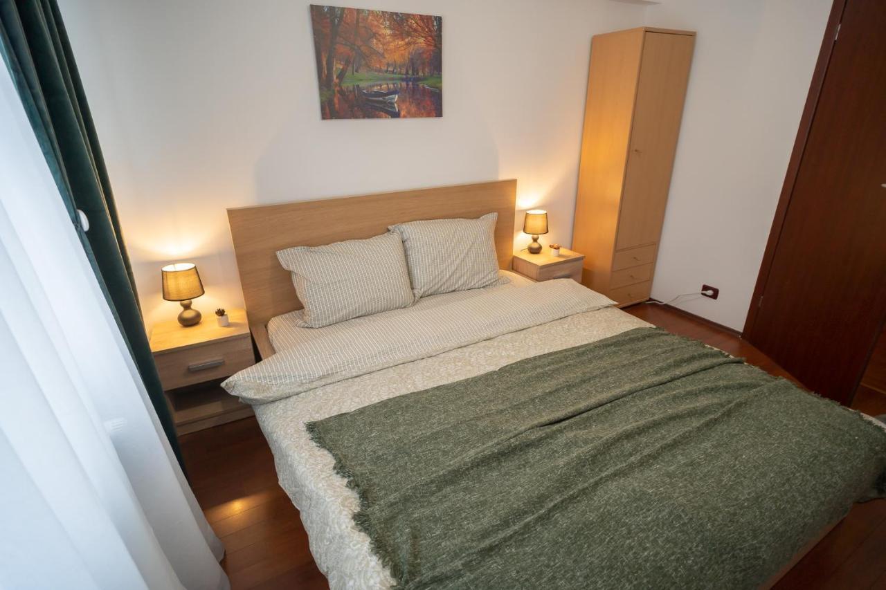 Spacious 2Br Dristor Apartment Bukurešť Exteriér fotografie
