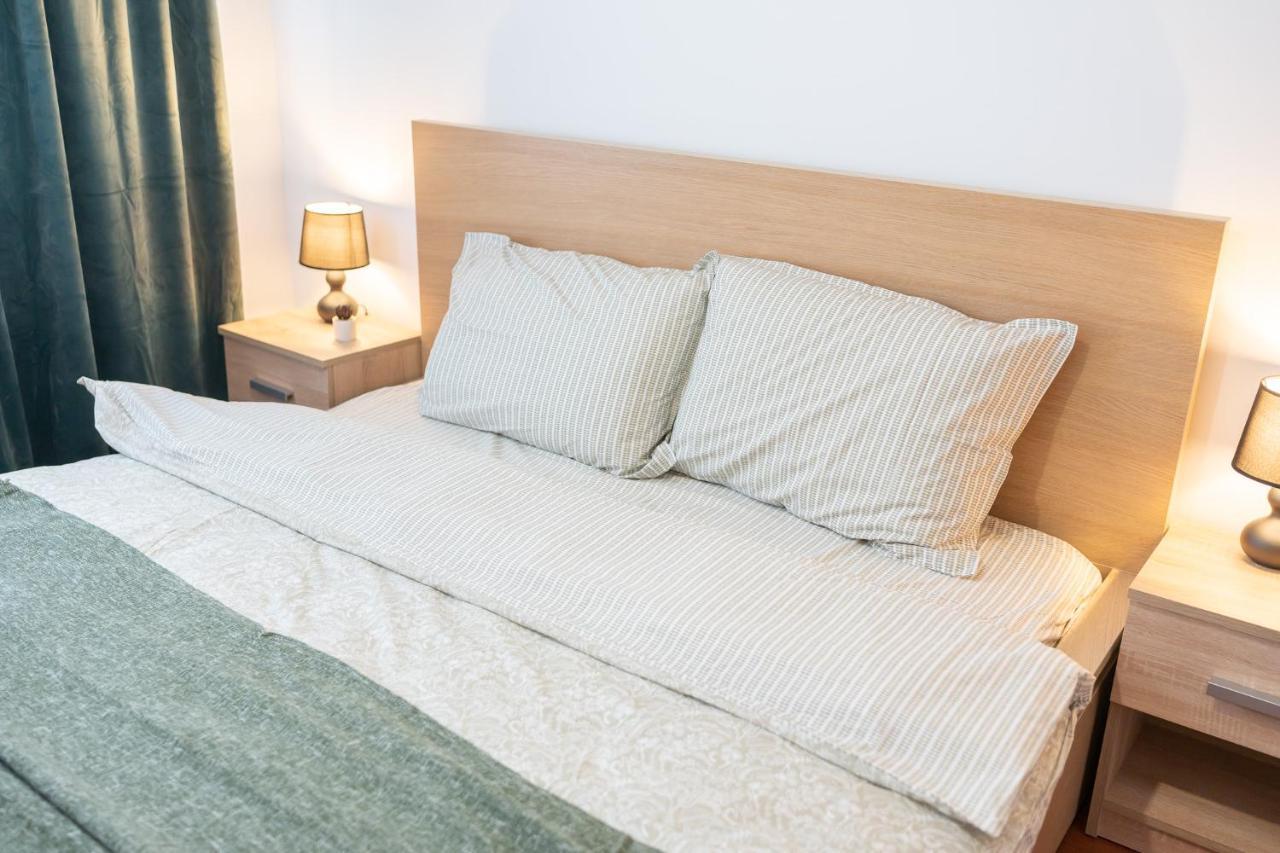 Spacious 2Br Dristor Apartment Bukurešť Exteriér fotografie