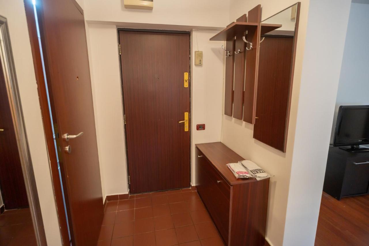Spacious 2Br Dristor Apartment Bukurešť Exteriér fotografie
